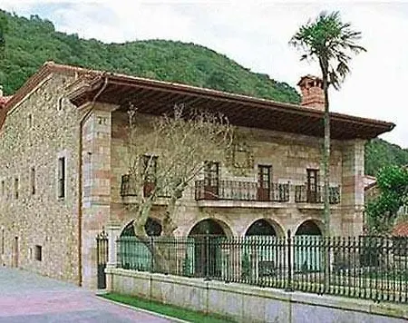 Hotel Palacio Guevara Treceno